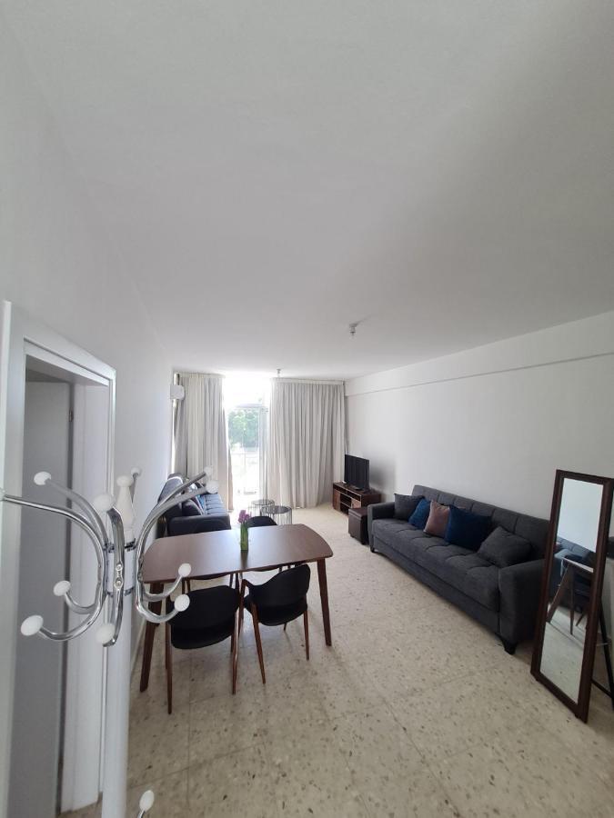 Almyria Apartments - By Imh Travel & Tours Paphos Ngoại thất bức ảnh