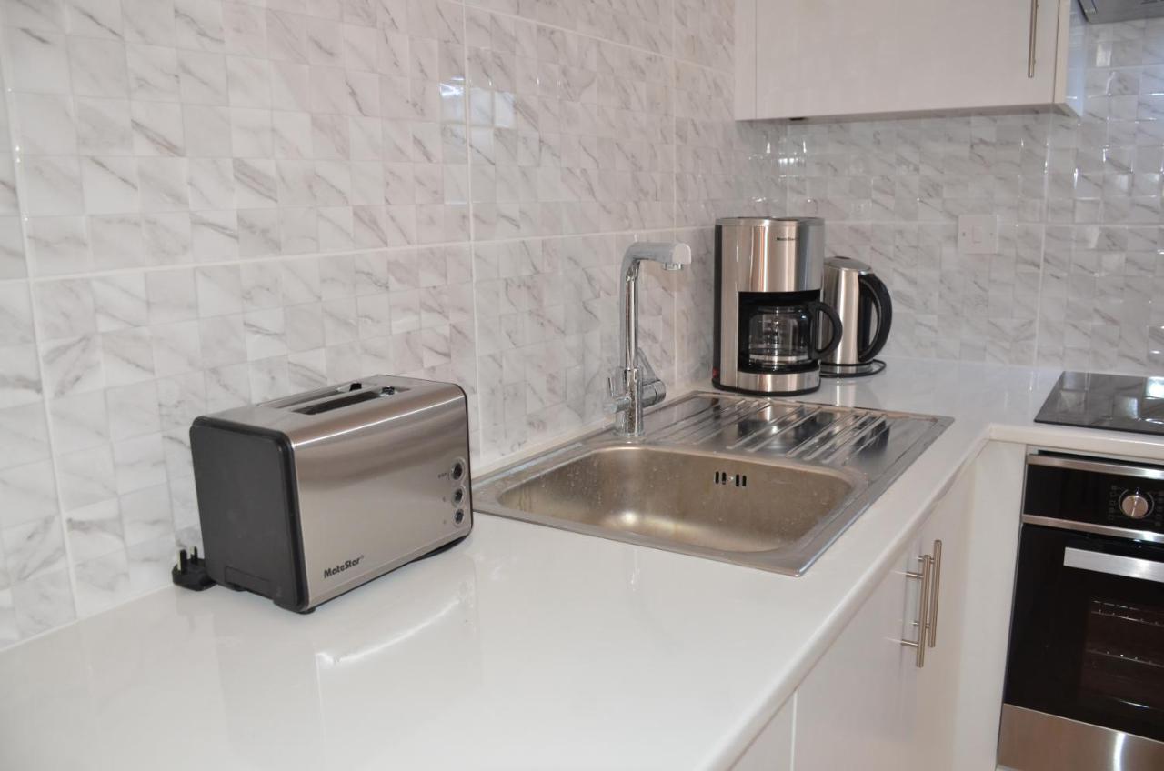 Almyria Apartments - By Imh Travel & Tours Paphos Ngoại thất bức ảnh